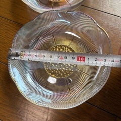 お皿2枚の画像