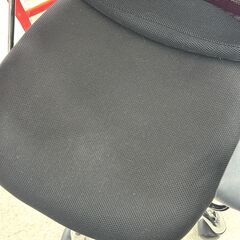 店頭引き渡し 中古 オフィスチェア ブラック パープル 椅子 家具 Bの画像