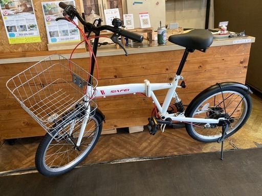 Amazon | 折りたたみ自転車 自転車 20インチ シマノ6段変速 カゴ付 【前後タイヤ・チューブ新品！】サスペンション付き　6段変速　20インチ折りたたみ自転車　ホワイト
