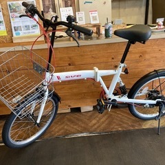 【前後タイヤ・チューブ新品！】サスペンション付き　6段変速　20インチ折りたたみ自転車　ホワイトの画像