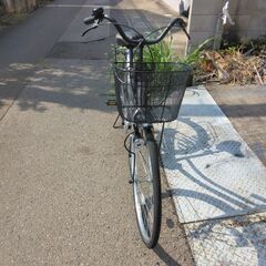 ママチャリ　シルバー26インチの画像