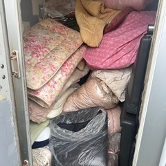 あてものに　枕　布団　座布団　毛布　他大量入荷！早い物勝ち　の画像
