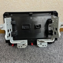 スズキ ジムニー 純正 オーディオカバーの画像