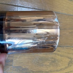 キャンドル入れ+電池式のキャンドル付きの画像