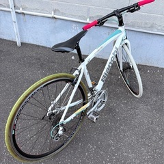 札幌市内配送可 2012年モデル Bianchi ビアンキ camaleonte sport due カメレオンテ2 クロスバイク 43サイズの画像