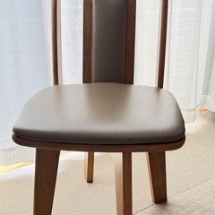 食卓テーブル＆椅子４脚の画像