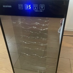 ワインセラー8本　アイリスオーヤマの画像