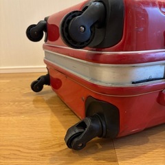 スーツケースMサイズの画像