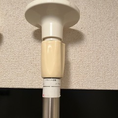 【お譲り】物干し竿2本 物干し竿立ての画像
