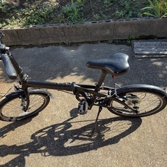 折りたたみ自転車の画像