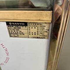 冷蔵ショーケースです。の画像