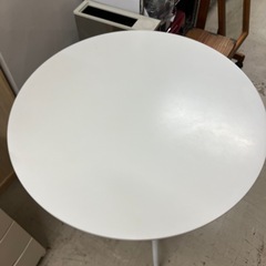 I 2509-041 円形ダイニングテーブル&イス2脚セット※バラ売り不可　中古　　キズ汚れあり　の画像
