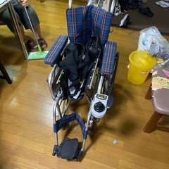 高齢者用電動車椅子の画像