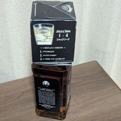 ジャックダニエル ブラック（オリジナルグラス付き） 700mlの画像