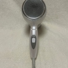 KOIZUMIヘアドライヤー Monochomeマイナスイオンの画像