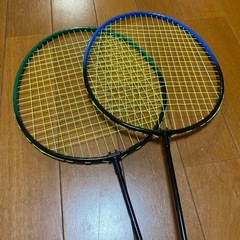 バトミントンラケット＆シャトルの画像