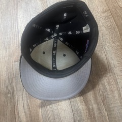 supremeキャップの画像