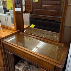✨️ジモティー割引✨️【ジャングルジャングル堺初芝店】　 鏡台　ドレッサー　木製　ブラウン　幅(W)840mm × 奥行(D)430mm × 高さ(H)1620mm　堺市（東区　西区　北区　南区　堺区　美原区）高石市　泉大津市　忠岡町　和泉市　松原市　大阪狭山市の画像