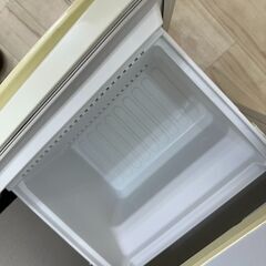 ≪値下げ相談OK≫冷蔵庫　TOSHIBA／東芝　SJ-S14M-Wの画像