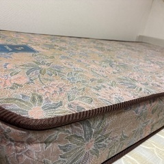 ほぼ新品　シングルマットレス売りますの画像