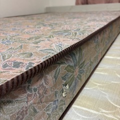 ほぼ新品　シングルマットレス売りますの画像