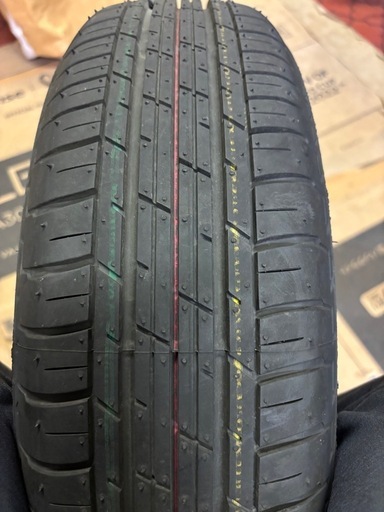 夏タイヤ　155/65Ｒ14 ブリヂストン