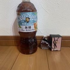 海外ノベルティ　イヴ・サンローラン　サンローラン　YSL  香水の画像