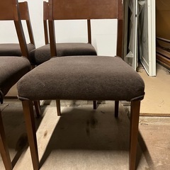 名古屋市内お届け無料座面までの高さ43センチ座面45×454脚セットの画像