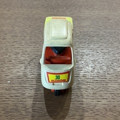 トミカ NO.82ピザ宅配バイク🍕🛵 タカラトミー ミニカー オシャレ 汚れアリ💦 日本製 デリバリー 肌色 赤 黄色 緑の画像