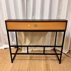 パソコンデスクの画像