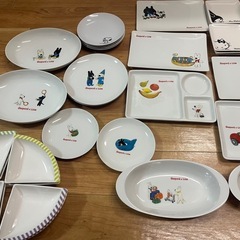 限定キャラクター皿50点　未使用品の画像