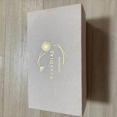 新品未使用 ゆらゆら揺れる ペアグラス 花柄 おしゃれの画像