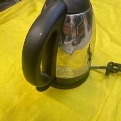 【中古】¥1,000 アビテラックス　電気ケトル　AKT-10 【I I024】の画像
