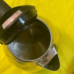 【中古】¥1,000 アビテラックス　電気ケトル　AKT-10 【I I024】の画像