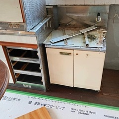 ステンレスキッチン一式の画像