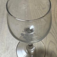 ガラスコップの画像