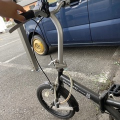 折りたたみ自転車の画像