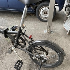 折りたたみ自転車の画像
