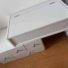 伸縮ドレッサー（白）の画像