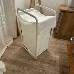 【お取引中】IKEA ランドリーバスケットの画像