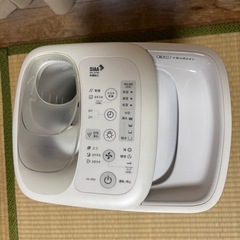 SHARP 加熱気化式加湿器 HV-R55-W ホワイト　2022年製の画像