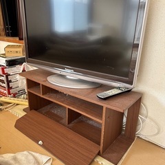 テレビ+テレビ台の画像