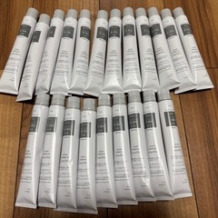 テラ エッセンシティ カラー剤 21本セットの画像