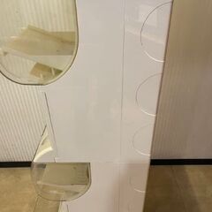 ガチャガチャ本体の画像