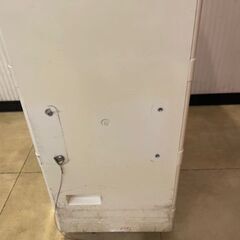 ガチャガチャ本体の画像