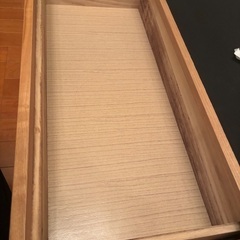 クイーンサイズ　ベッドフレームの画像