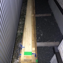 木材　貫 胴縁　木の画像