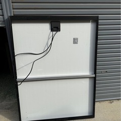 中古　シャープ太陽光パネル205w 24枚の画像