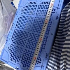 青い大きな入れ物無料の画像