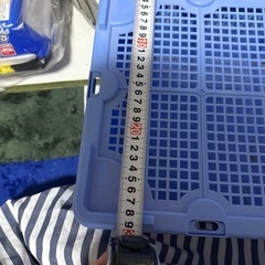 青い大きな入れ物無料の画像